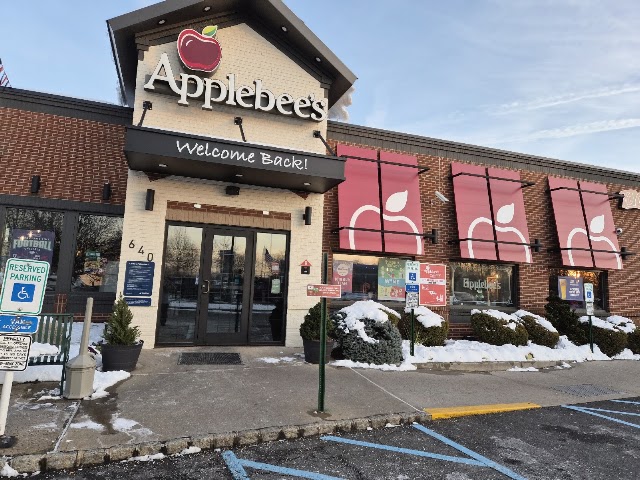 Applebee's Grill + Bar